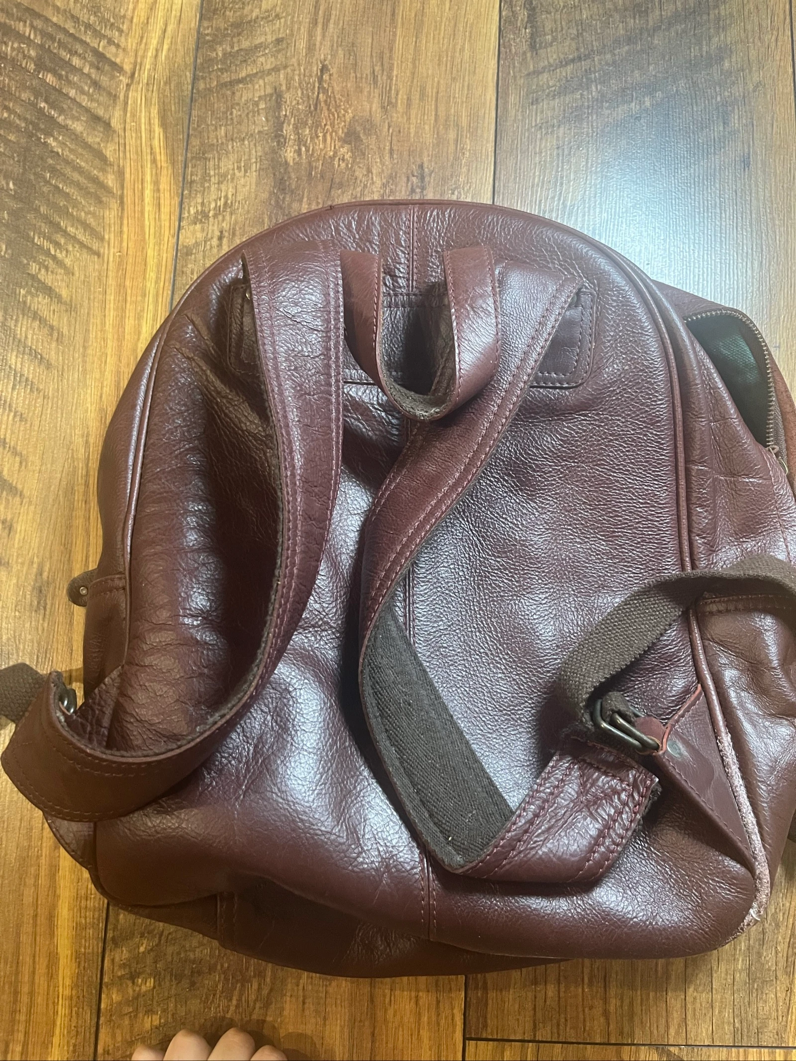 Vintage burgundy genuine leather backpack and sides - Paul Marius - good condition – photo 5